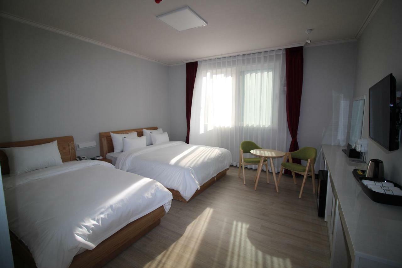 Gwangju Tourist Hotel Gwangju Metropolitan City Bagian luar foto