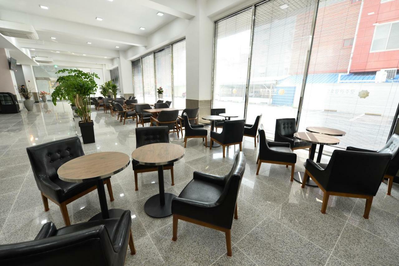 Gwangju Tourist Hotel Gwangju Metropolitan City Bagian luar foto