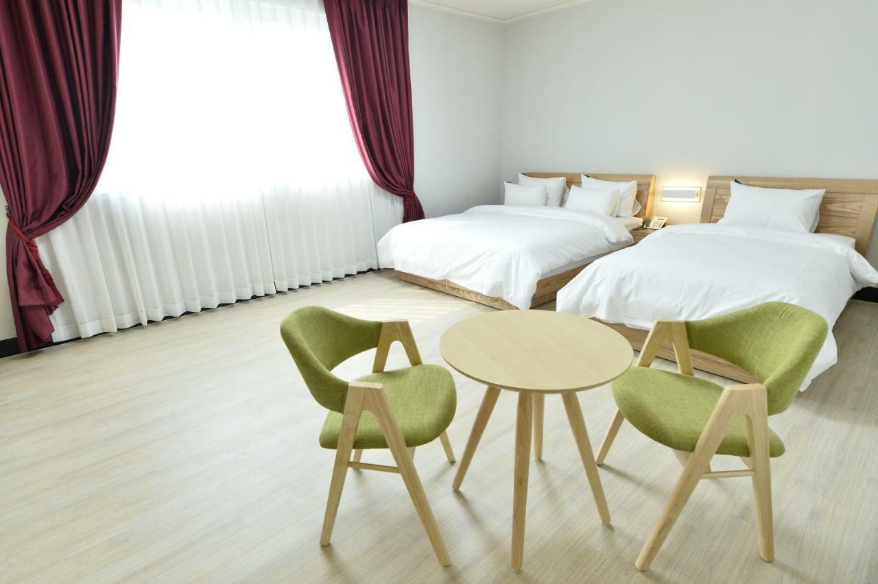 Gwangju Tourist Hotel Gwangju Metropolitan City Bagian luar foto