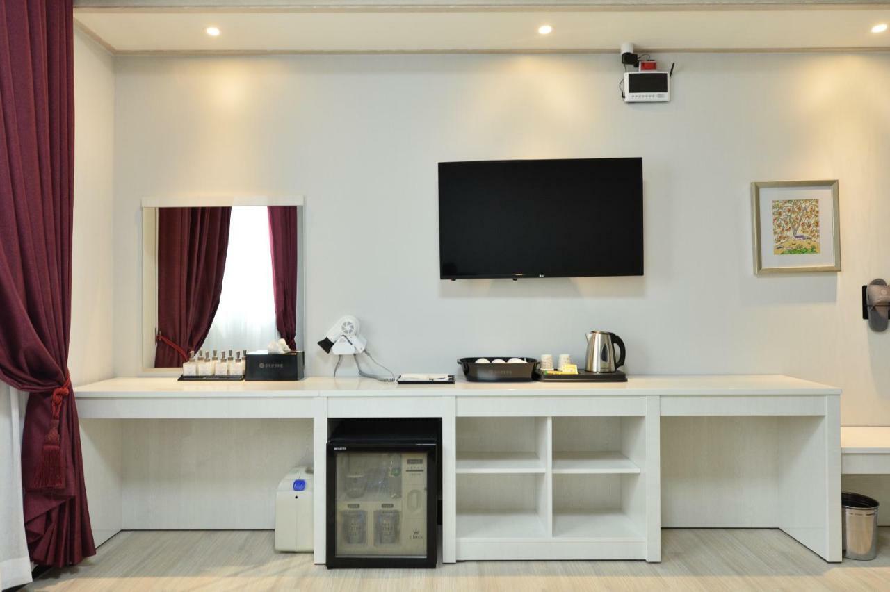 Gwangju Tourist Hotel Gwangju Metropolitan City Bagian luar foto