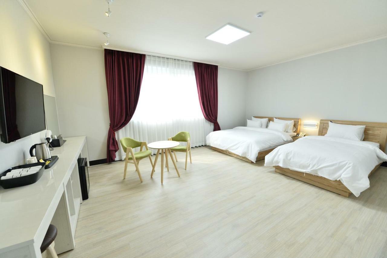 Gwangju Tourist Hotel Gwangju Metropolitan City Bagian luar foto