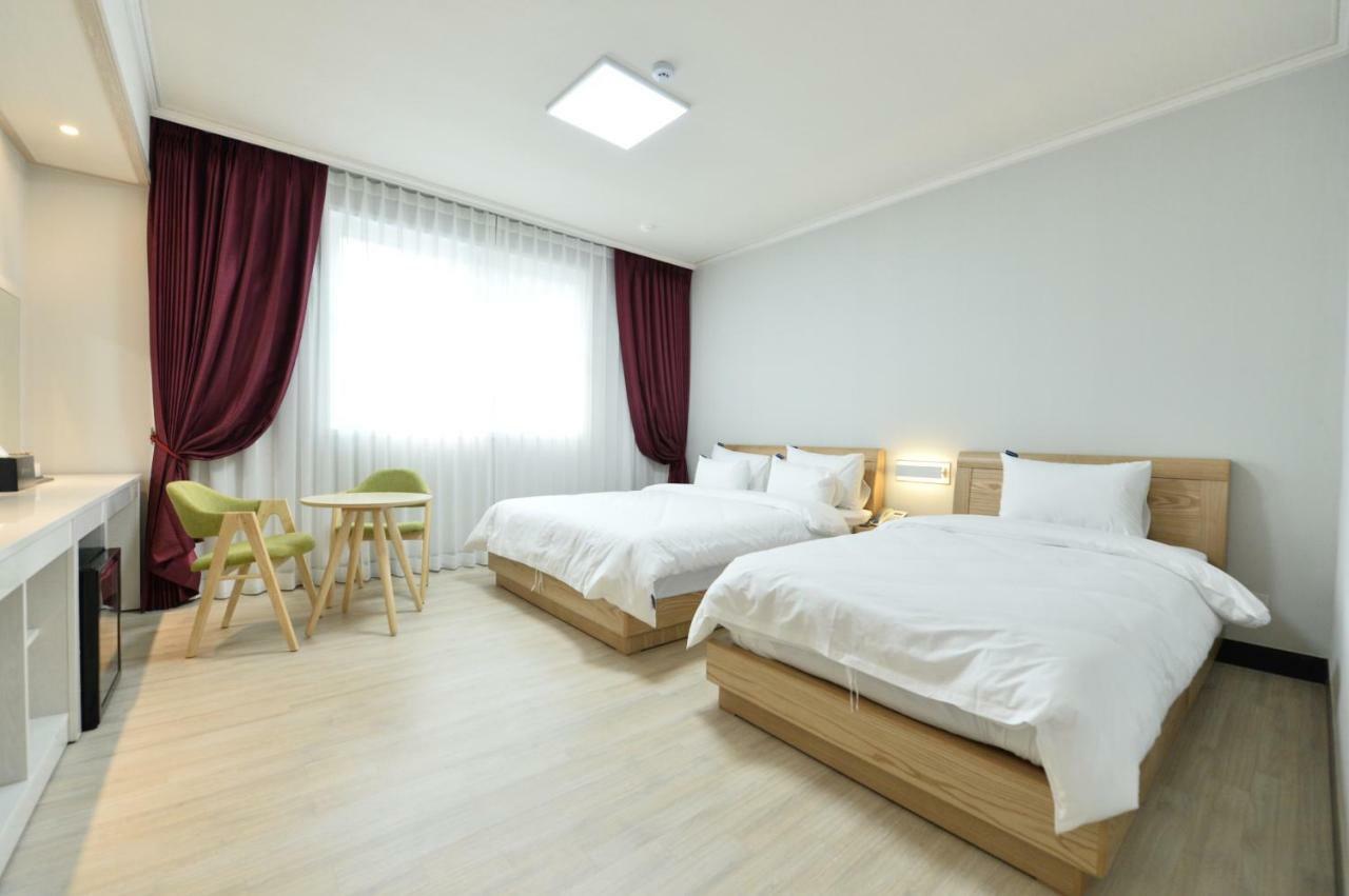 Gwangju Tourist Hotel Gwangju Metropolitan City Bagian luar foto